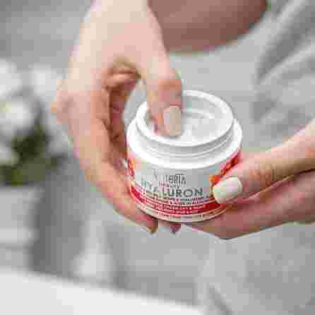 VICTORIA BEAUTY nuo raukšlių, su raudonųjų greipfrutų ekstraktu veido kremas, 50 ml
