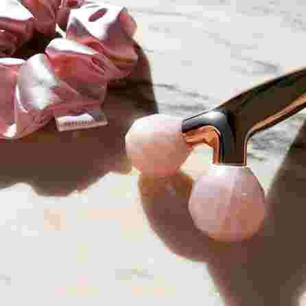 CRYSTALLOVE Rose Quartz 3D Lift masažo volelis, 1 vnt.