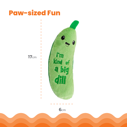CATSTAGES Crunchy Pickle Kicker, žalias žaislas, 1 vnt.