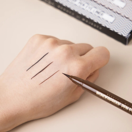 BOM Wonderproof Pen 03 Soft Brown akių pieštukas, 0.5 g