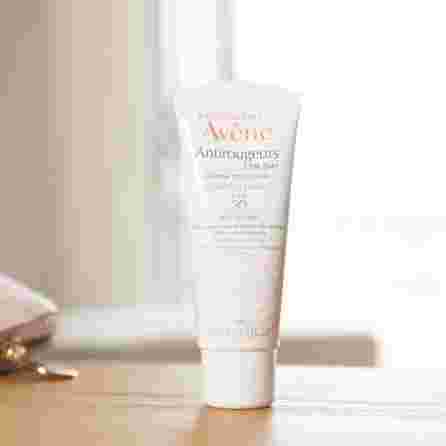 AVENE Antirougeurs SPF 30 kremas, 40 ml