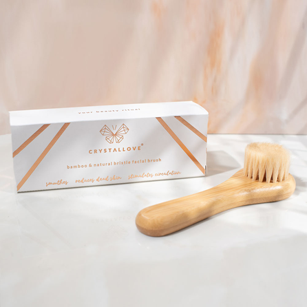 CRYSTALLOVE Bamboo veido šepetėlis, 1 vnt.