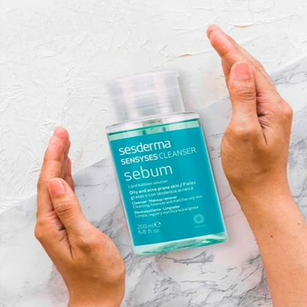 SESDERMA Sensyses Sebum, riebios, spuoguotos odos valymui prausiklis, 200 ml