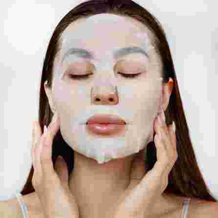 MASKOLOGY With Niacinamide veido kaukė, 22 ml