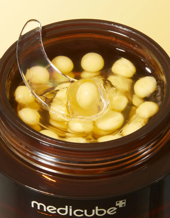 MEDICUBE Deep Vita C Capsule veido kremas, 55 g