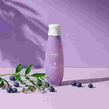 FRUDIA Blueberry Hydrating tonikas, 195 ml