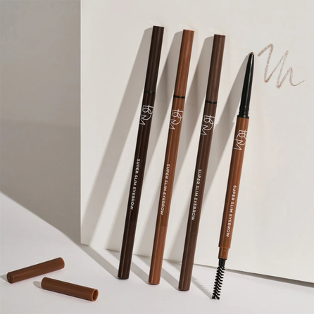 BOM Super Slim Eyebrow 02 Rich Brown antakių pieštukas, 0.1 g