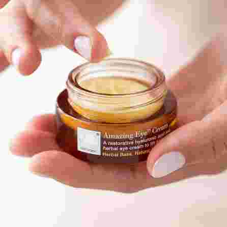 NEW NORDIC Natural Magic Amazing paakių kremas, 15 ml