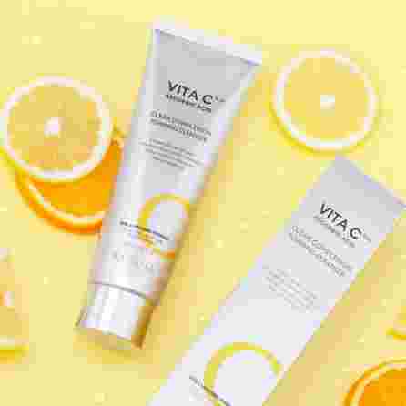 MISSHA Vita C Plus Clear Complexion, su vitaminu C  valomosios putos, 120 ml