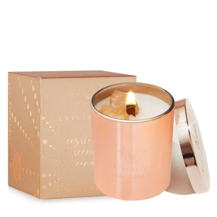 CRYSTALLOVE Citrine Soy Candle & White Tea kvepianti žvakė, 1 vnt.
