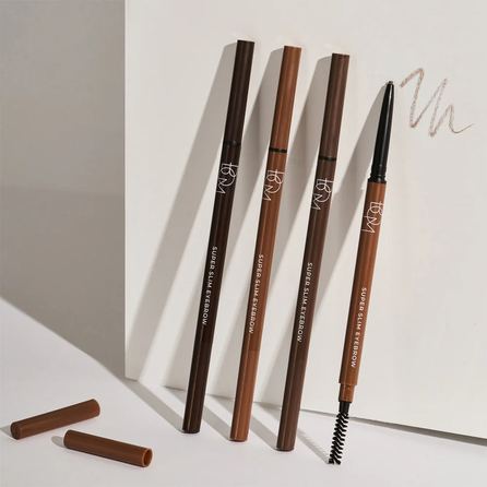 BOM Super Slim Eyebrow 03 Taupe Brown antakių pieštukas, 0.1 g