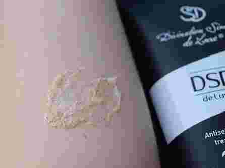 DSD DE LUXE Dixidox 1.3 intensyvus galvos odos šveitiklis, 200 ml