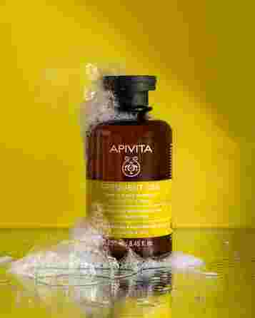 APIVITA Chamomile & Honey šampūnas, 250 ml