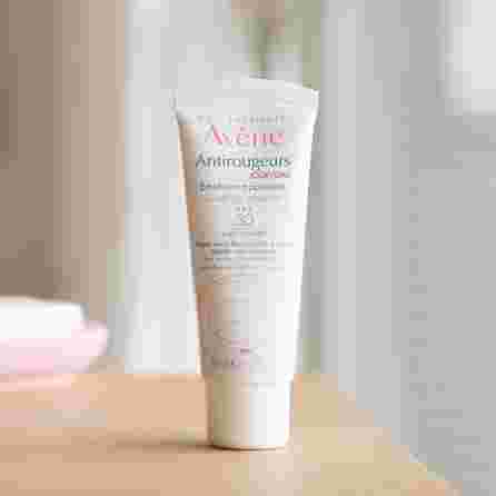 AVENE Antirougeurs Day Soothing Emulsion SPF 30 emulsija, 40 ml