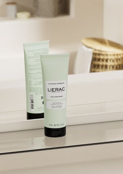 LIERAC The Scrub Mask Valomoji Šveitimo Kaukė Visų Tipų Odai, 75 ml