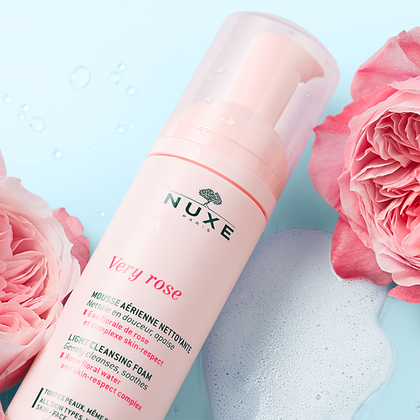 NUXE Very Rose Light Cleansing valomosios putos, 150 ml