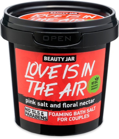 BEAUTY JAR Love Is In The Air vonios druska, 200 g